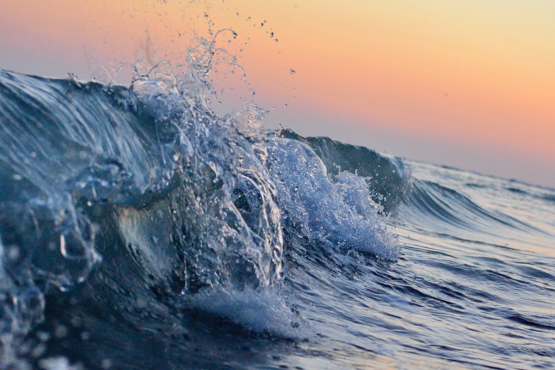 Be Like Water: The Power of Deaf and Hearing Interpreter Teaming